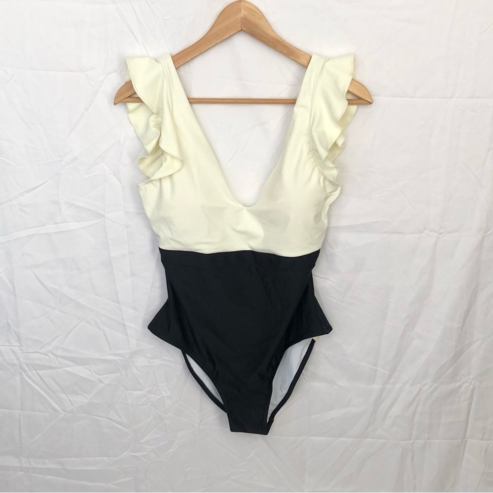 Summersalt Two-Tone Ruffle One-Piece Swimsuit - Cream & Black Womens Sz 8.